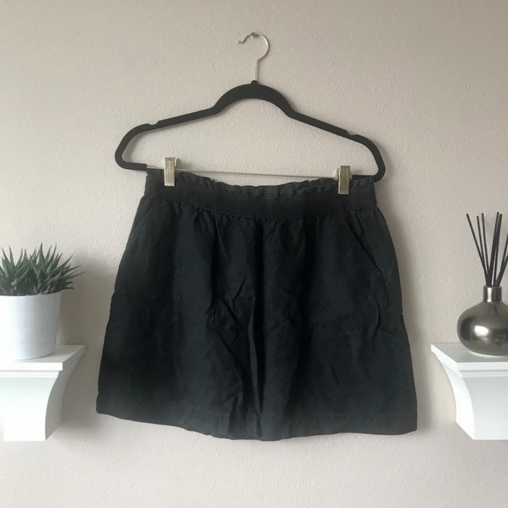 LOFT Black Casual Skirt with Pockets